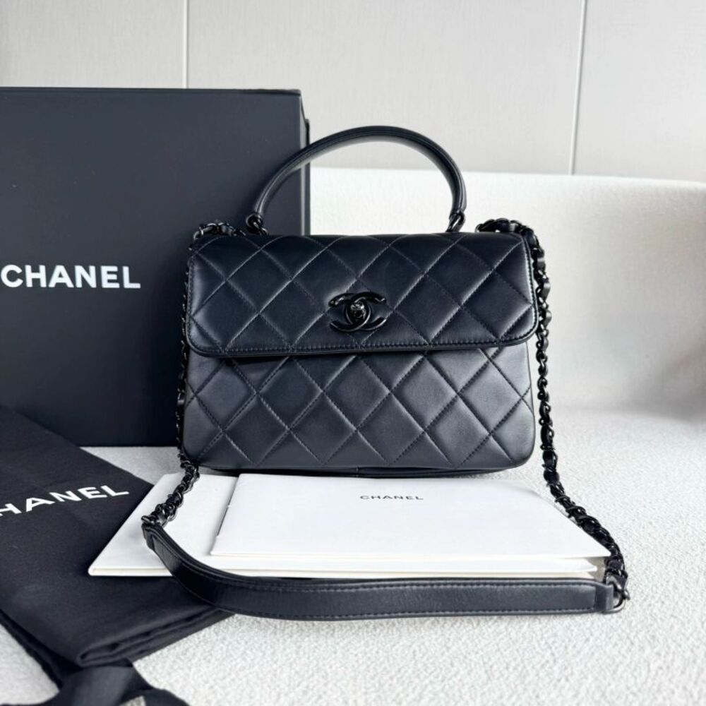 Chanel Women Pre-Loved Bag Very Good Condition